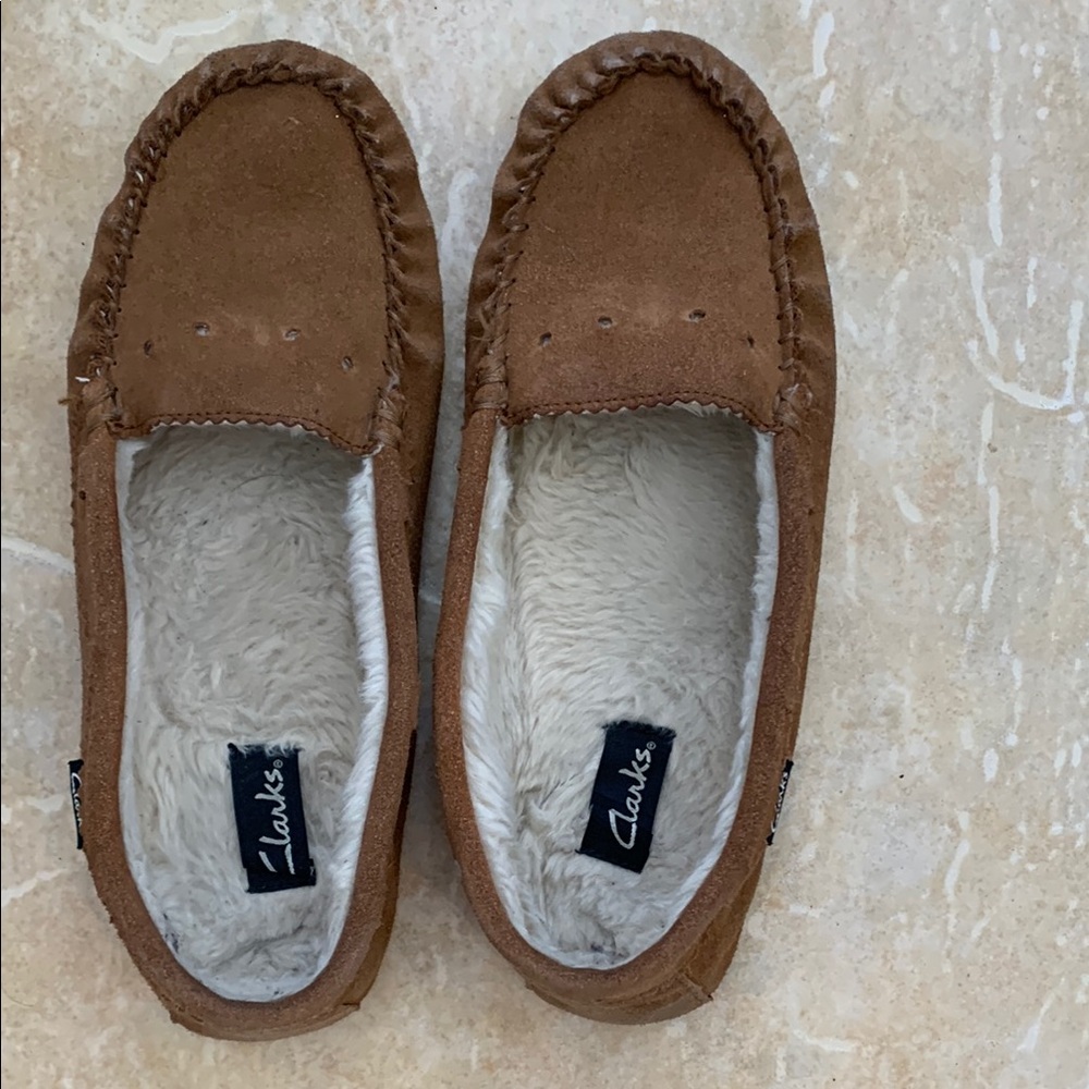 Clarks Tan Suede Moccasin Slippers